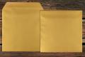 [351506] Versandtaschen 220x220 mm Nassklebend Metallic Gold 120 g/qm